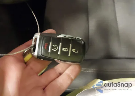 2019 Ram 1500 Big Horn/Lone Star 4X4 5'7 Box z USA, uszkodzony, nr VIN 1C6RRFFG6KN695392